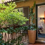 The Inn At The Spanish Steps Luxury Collection - Premium Studio Room